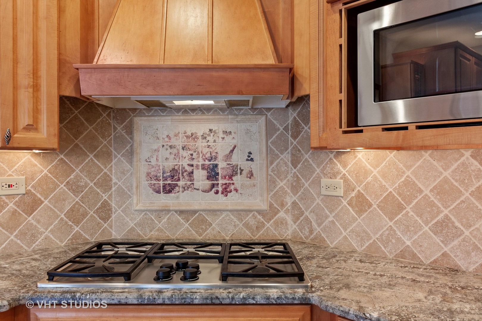 256 Shenstone Road Riverside, IL 60546 - Photo 10 of 21