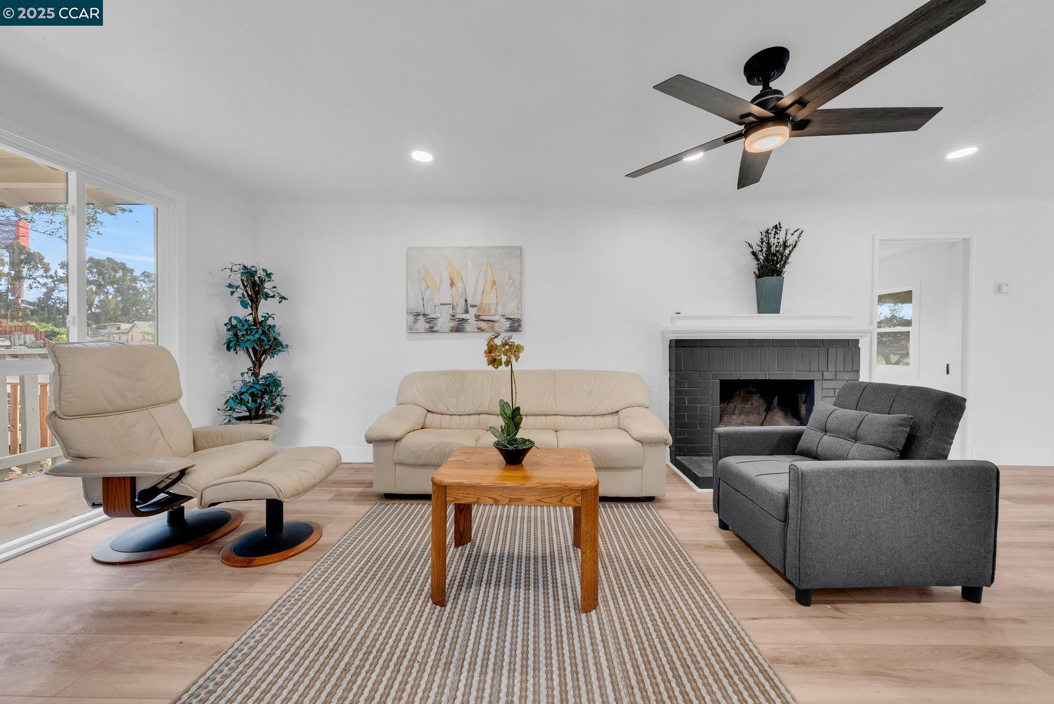 2699 Vale Road San Pablo, CA 94806 - Photo 6 of 52