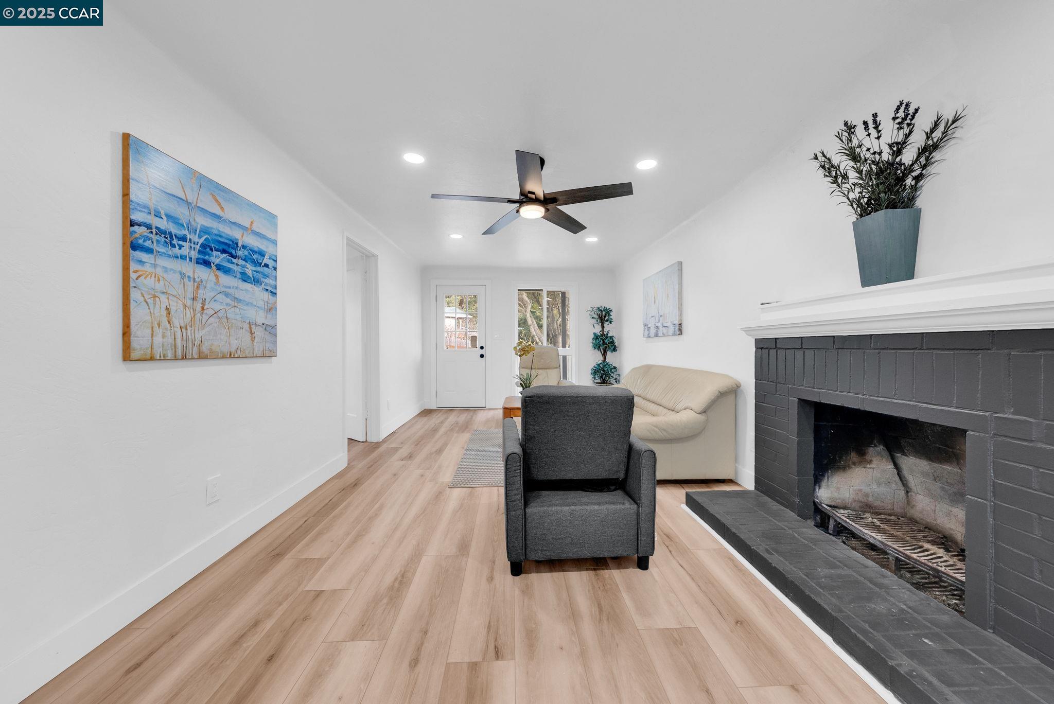 2699 Vale Road San Pablo, CA 94806 - Photo 9 of 52