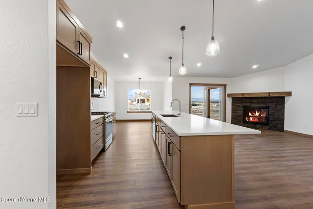 $573,900 | 8908 West Cultivator Avenue, Rathdrum, ID 83858