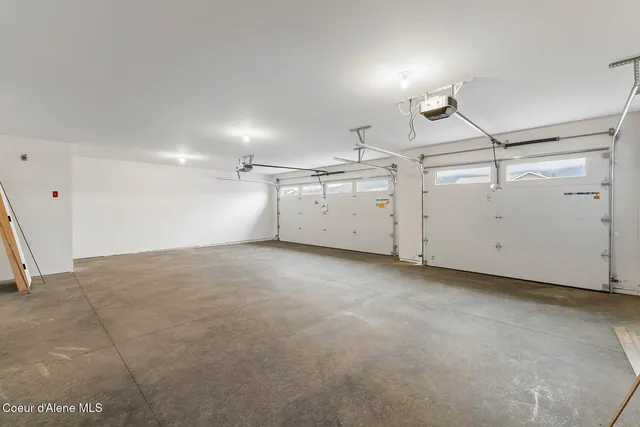 $573,900 | 8908 West Cultivator Avenue, Rathdrum, ID 83858