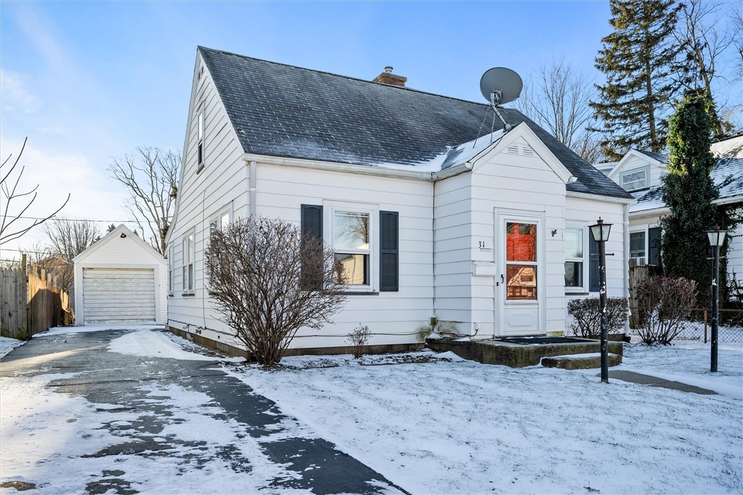 31 Cragg Road Greece, NY 14616 - Photo 2 of 38