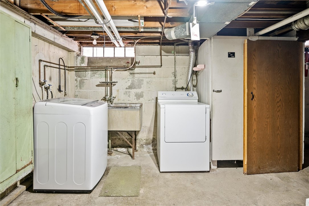 31 Cragg Road Greece, NY 14616 - Photo 29 of 38 Appliances will convey with sale