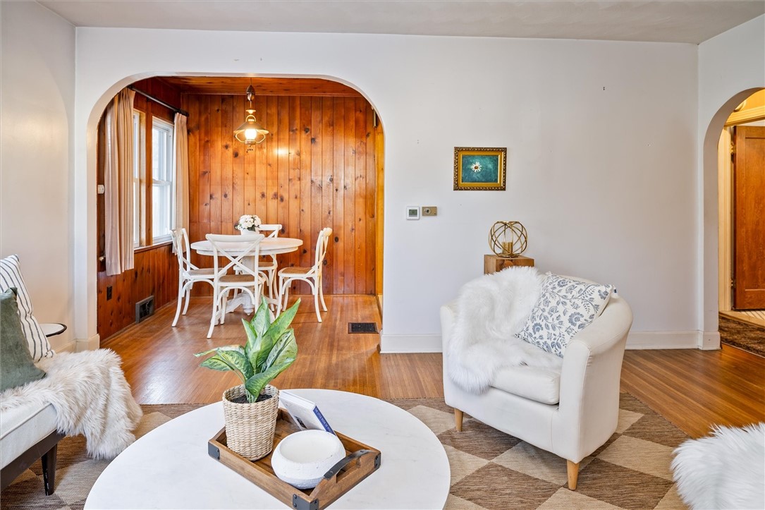 31 Cragg Road Greece, NY 14616 - Photo 7 of 38 Living Room