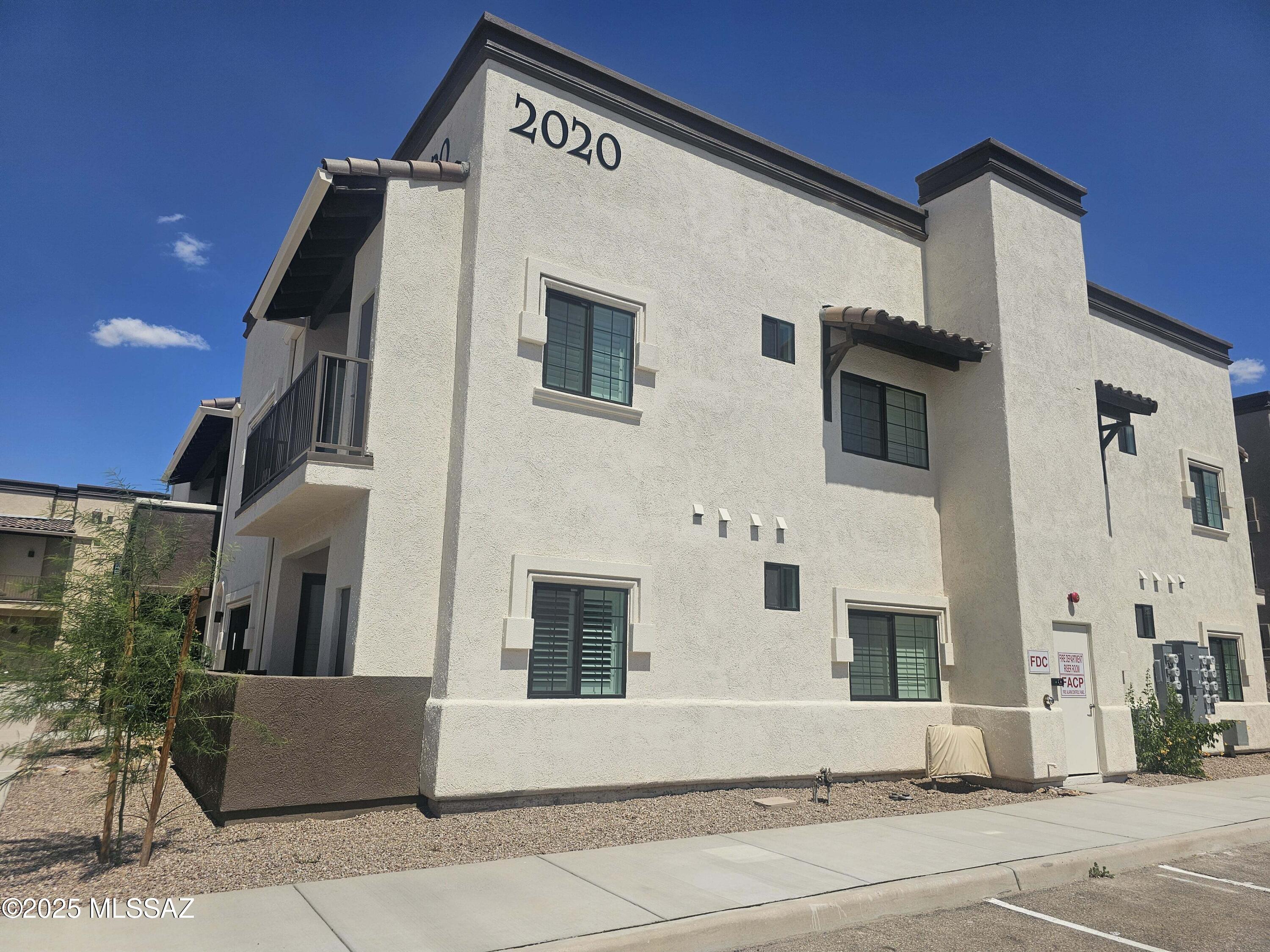 2020 East River Road, Unit 102 Tucson, AZ 85718 - Photo 20 of 21
