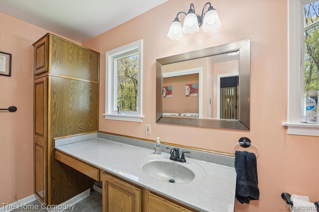 13890 Island Lake Road Chelsea, MI 48118 - Photo 22 of 66 Gallery Image 22