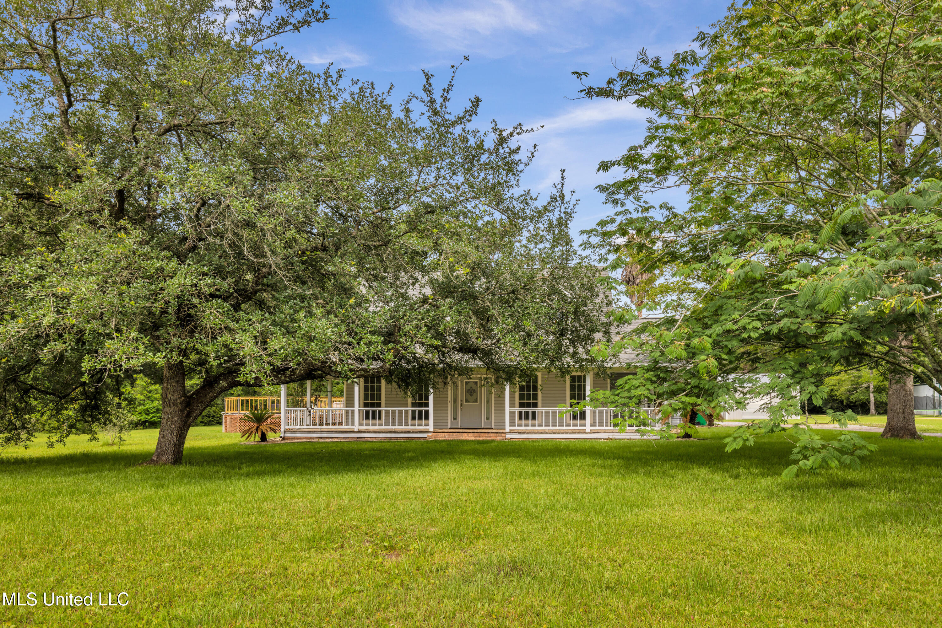 16609 Old River Road Vancleave, MS 39565 - Photo 5 of 53 16609OldRiverRd-4