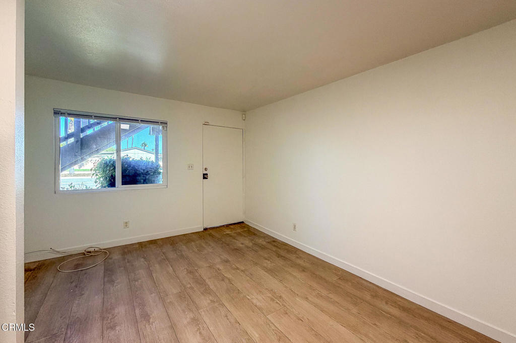 3901 Saviers Road, Unit 1 Oxnard, CA 93033 - Photo 8 of 15