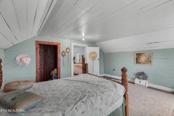 $239,900 | 1568 Harold Patterson Road, Dandridge, TN 37725