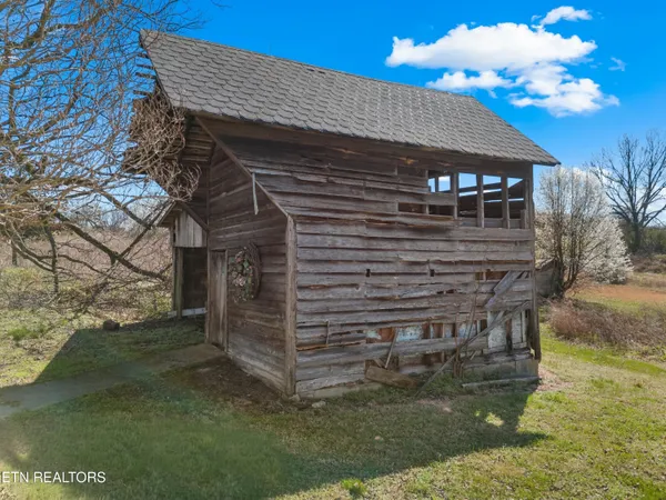 $239,900 | 1568 Harold Patterson Road, Dandridge, TN 37725