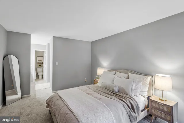 $305,000 | 5778 Rexford Court, Unit 5778B, Springfield, VA 22152