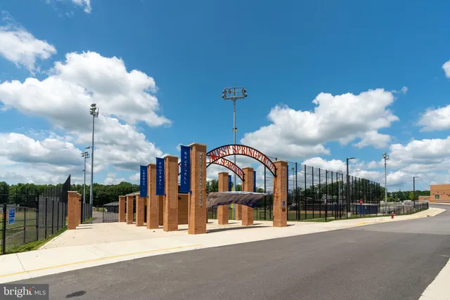 $305,000 | 5778 Rexford Court, Unit 5778B, Springfield, VA 22152