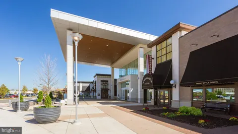 $305,000 | 5778 Rexford Court, Unit 5778B, Springfield, VA 22152