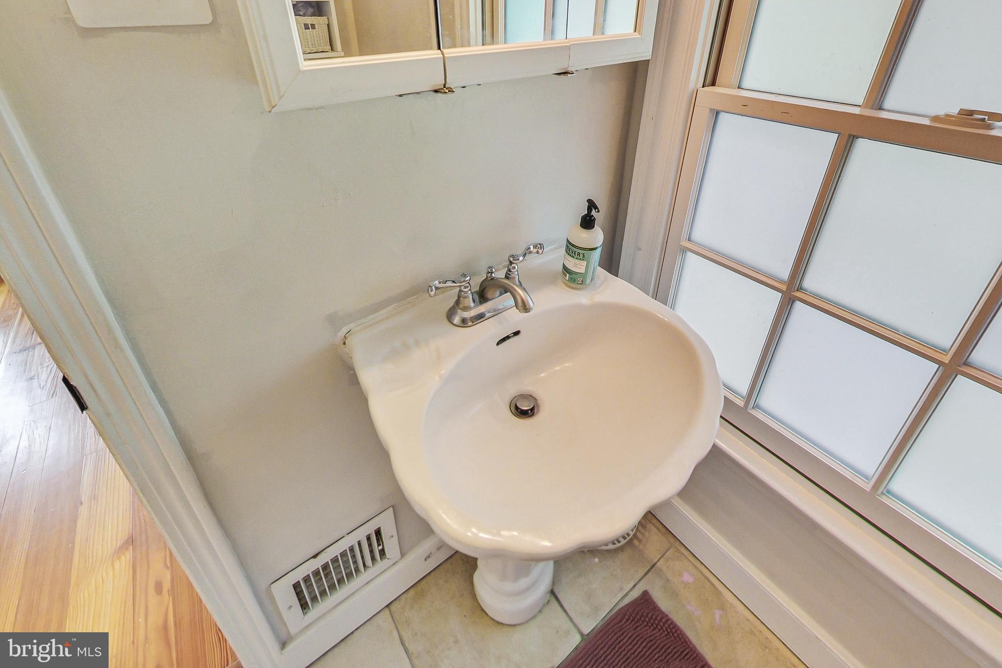 15720 Seneca Road Germantown, MD 20874 - Photo 19 of 42
