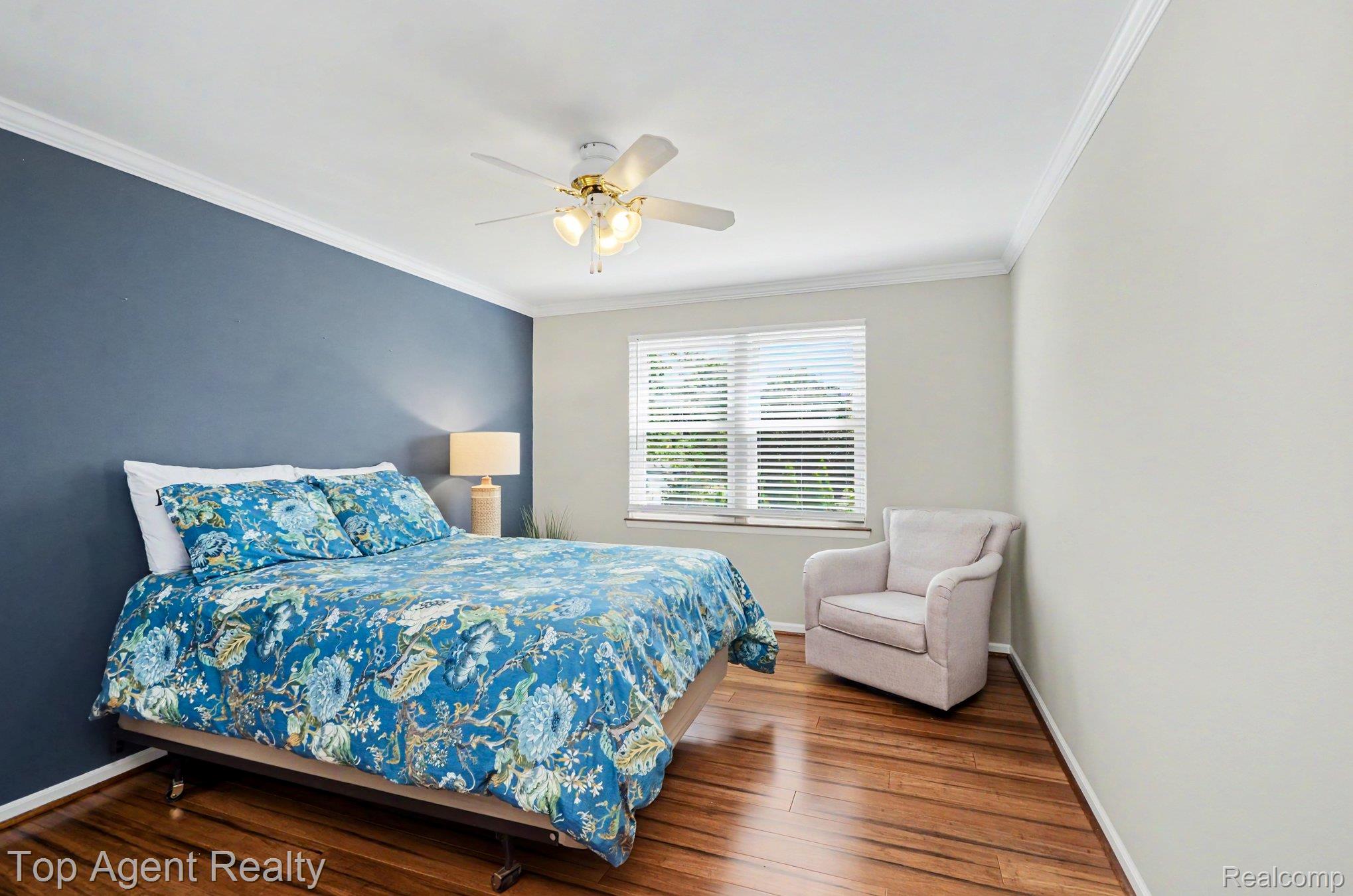 3759 Donley Avenue Rochester, MI 48309 - Photo 14 of 29 Bedroom