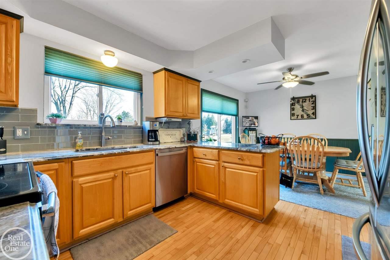 71450 Coon Creek Road Armada, MI 48005 - Photo 5 of 37 50068258-4.JPG