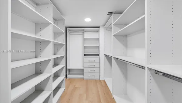 $5,315 | 555 Northeast 34th Street, Unit 2405, Miami, FL 33137