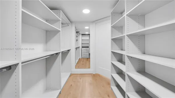 $5,315 | 555 Northeast 34th Street, Unit 2405, Miami, FL 33137