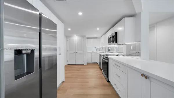 $5,315 | 555 Northeast 34th Street, Unit 2405, Miami, FL 33137