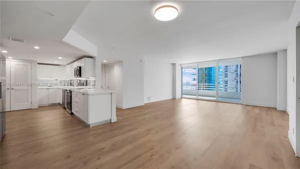 $5,315 | 555 Northeast 34th Street, Unit 2405, Miami, FL 33137