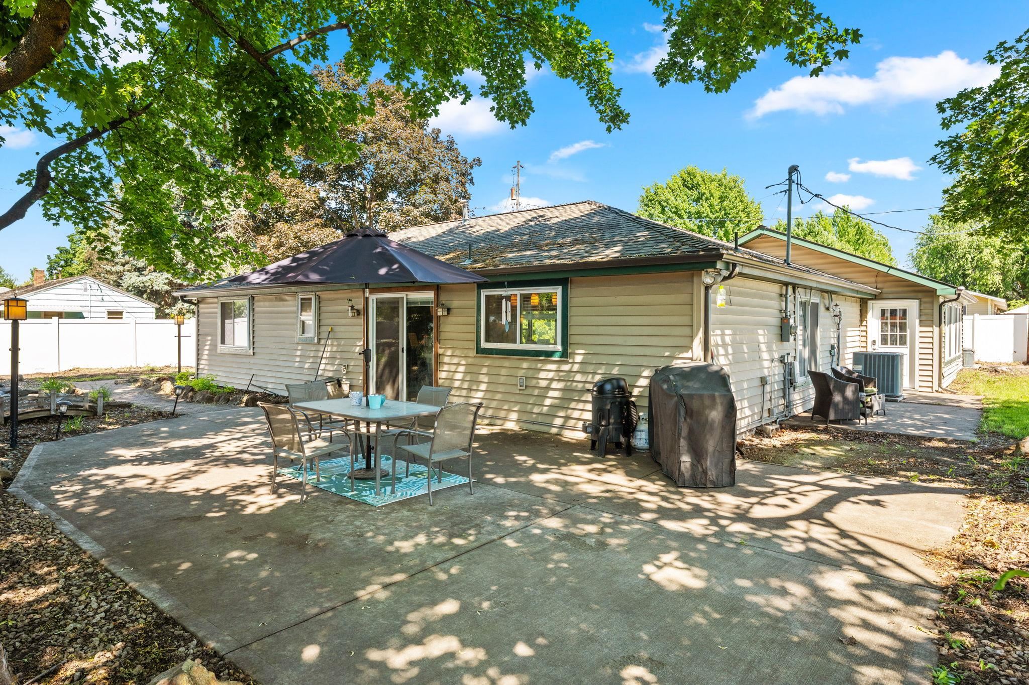 222 North Pierce Road Spokane Valley, WA 99206 - Photo 33 of 50