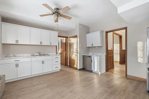 $390,000 | 140 Belvidere Street West, West St. Paul, MN 55118