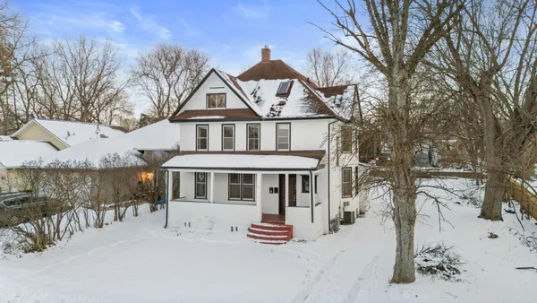 $390,000 | 140 Belvidere Street West, West St. Paul, MN 55118