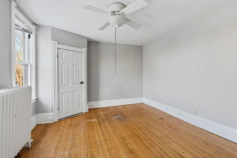 $390,000 | 140 Belvidere Street West, West St. Paul, MN 55118