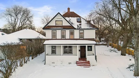 $390,000 | 140 Belvidere Street West, West St. Paul, MN 55118