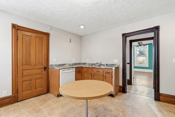 $390,000 | 140 Belvidere Street West, West St. Paul, MN 55118