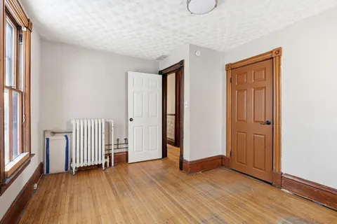 $390,000 | 140 Belvidere Street West, West St. Paul, MN 55118