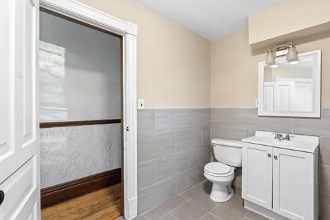 $390,000 | 140 Belvidere Street West, West St. Paul, MN 55118