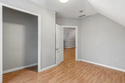 $390,000 | 140 Belvidere Street West, West St. Paul, MN 55118