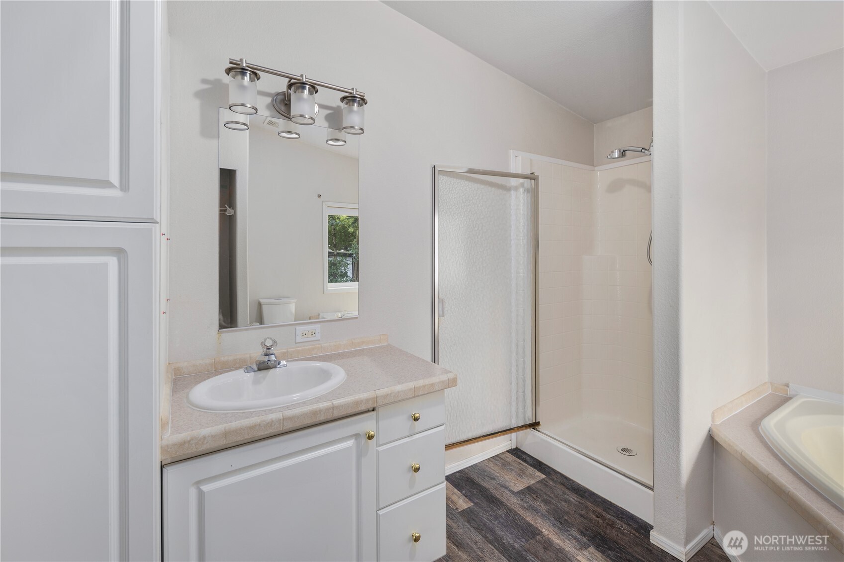 23708 Locust Way, Unit 11B Bothell, WA 98021 - Photo 21 of 23 Gallery Image 21