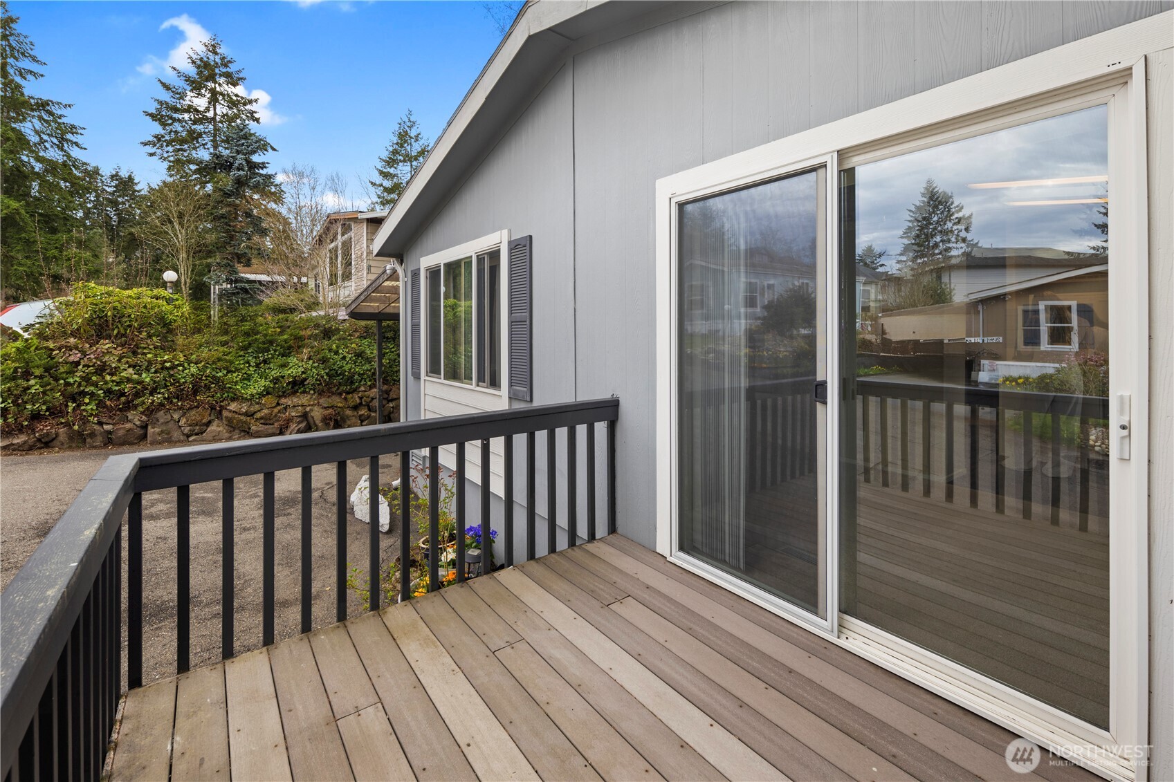 23708 Locust Way, Unit 11B Bothell, WA 98021 - Photo 22 of 23 Gallery Image 22