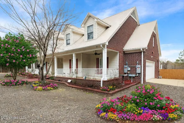 $609,900 | 139 Pine Ridge Cove, Holly Springs, MS 38635