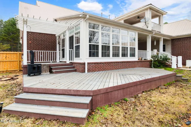 $624,900 | 139 Pine Ridge Cove, Holly Springs, MS 38635