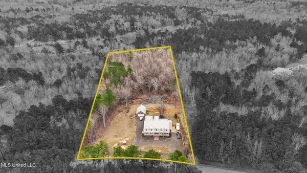 $609,900 | 139 Pine Ridge Cove, Holly Springs, MS 38635