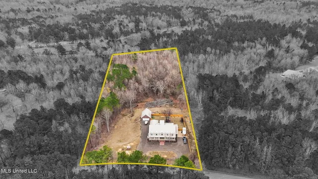 $624,900 | 139 Pine Ridge Cove, Holly Springs, MS 38635