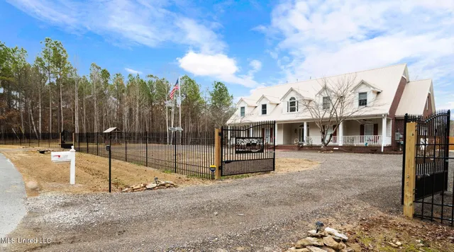 $624,900 | 139 Pine Ridge Cove, Holly Springs, MS 38635