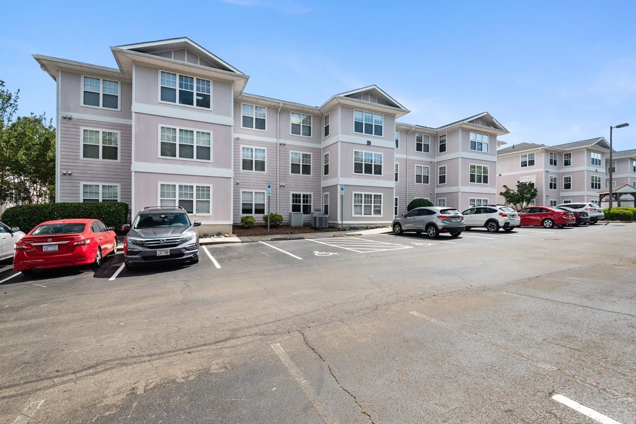 929 Morreene Road, Unit B12 Durham, NC 27705 - Photo 1 of 34 Photo 1