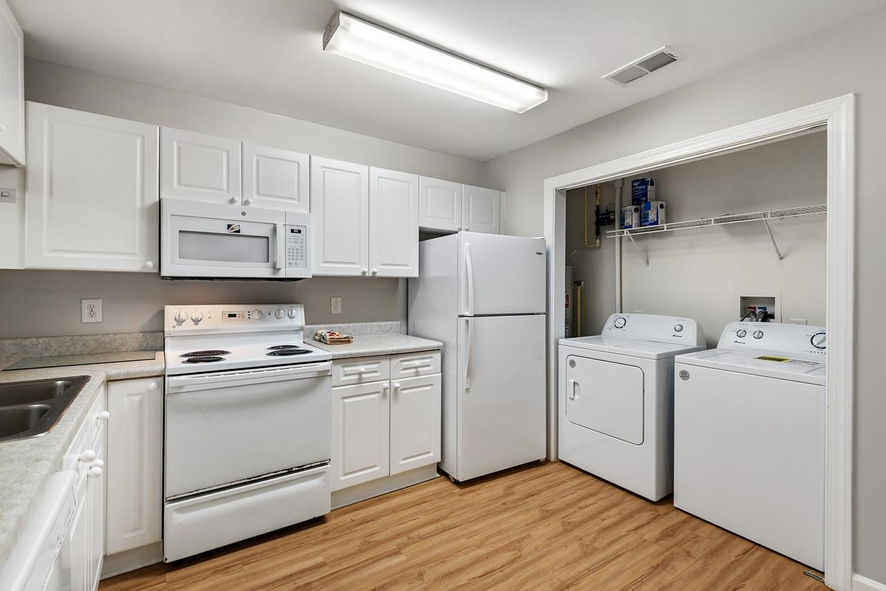 929 Morreene Road, Unit B12 Durham, NC 27705 - Photo 14 of 34 Photo 14