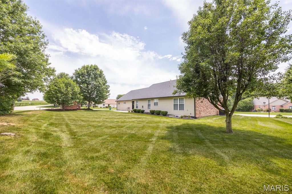 1822 Riviera Lane O'Fallon, IL 62269 - Photo 42 of 49