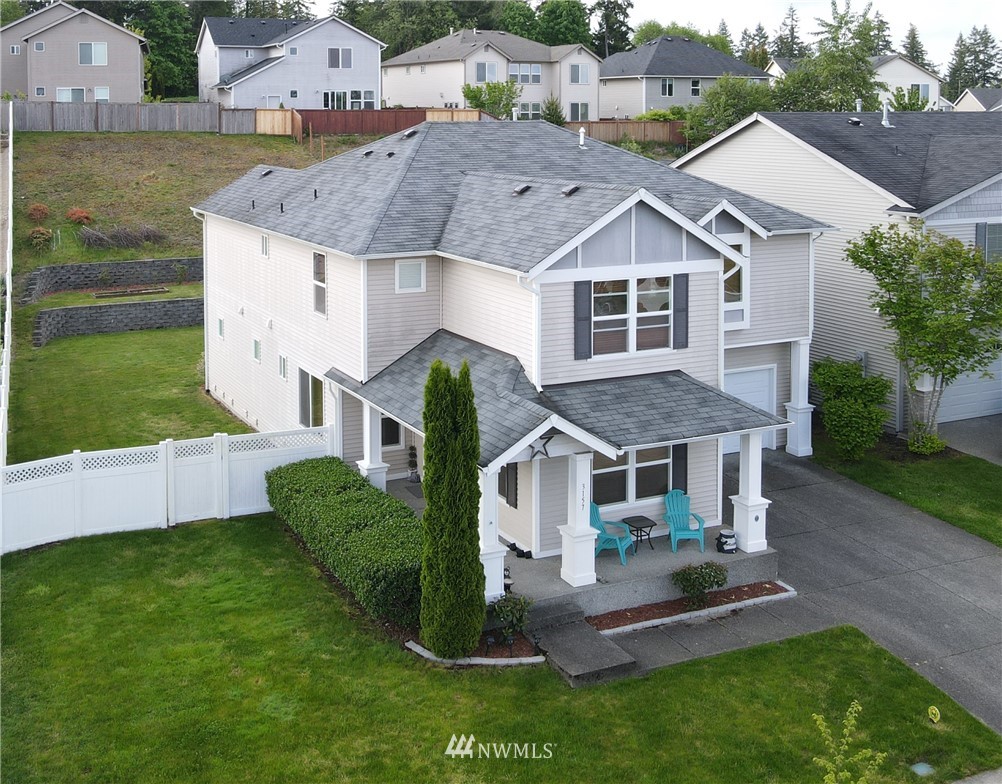 3157 Sheaser Way DuPont, WA 98327 - Photo 2 of 19