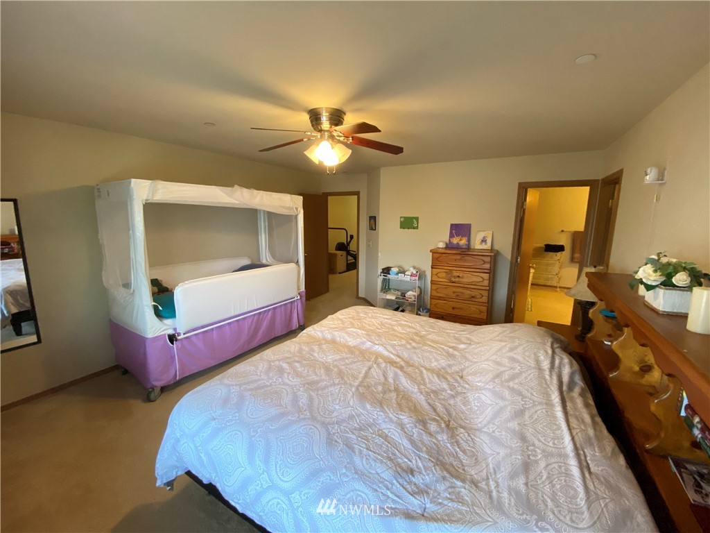 3157 Sheaser Way DuPont, WA 98327 - Photo 12 of 19