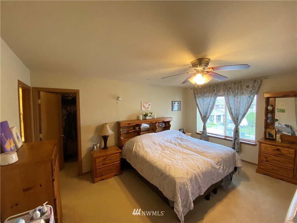3157 Sheaser Way DuPont, WA 98327 - Photo 13 of 19