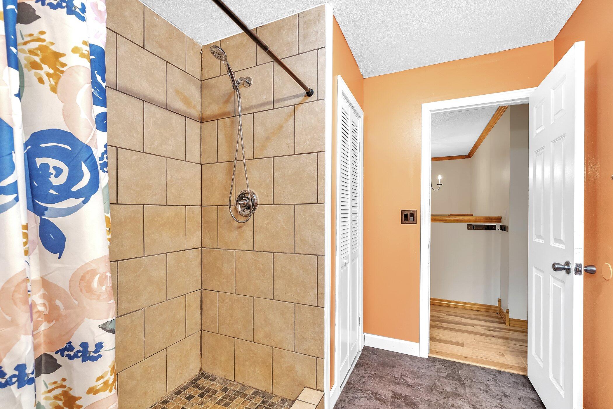 12700 Gates Road Cement City, MI 49233 - Photo 19 of 44 12700-Gates-Rd-WindowStill-Real-Estate-P
