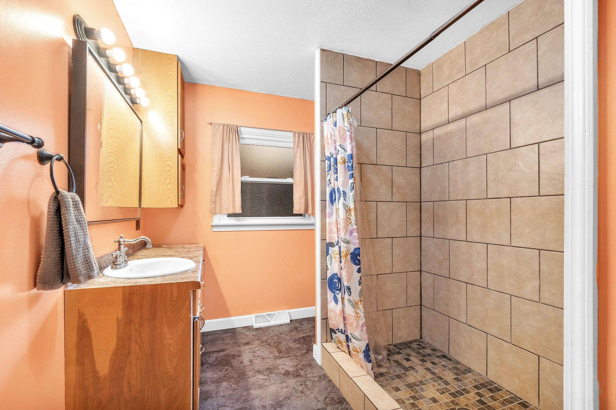 12700 Gates Road Cement City, MI 49233 - Photo 20 of 44 12700-Gates-Rd-WindowStill-Real-Estate-P