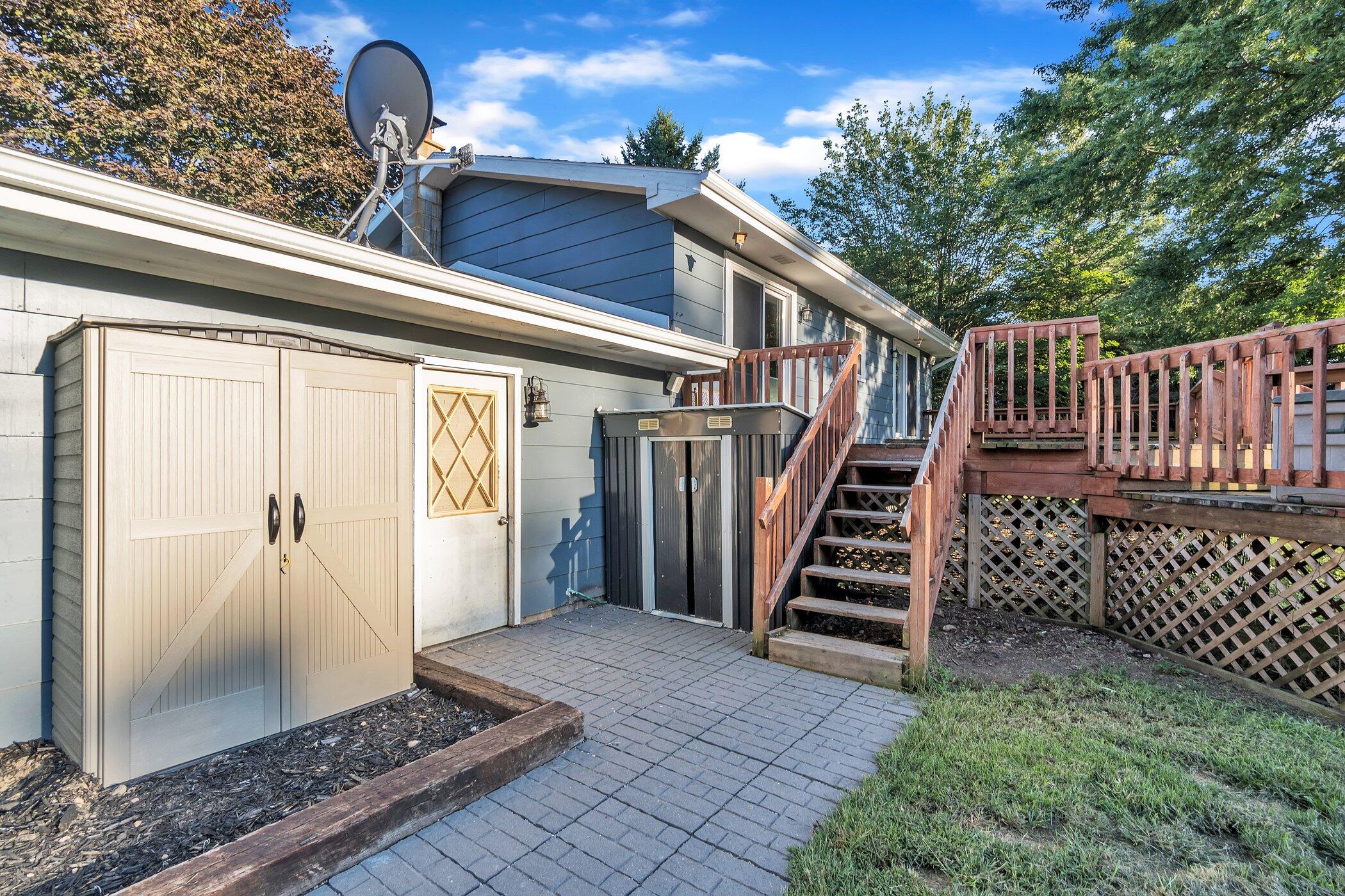 12700 Gates Road Cement City, MI 49233 - Photo 38 of 44 12700-Gates-Rd-WindowStill-Real-Estate-P