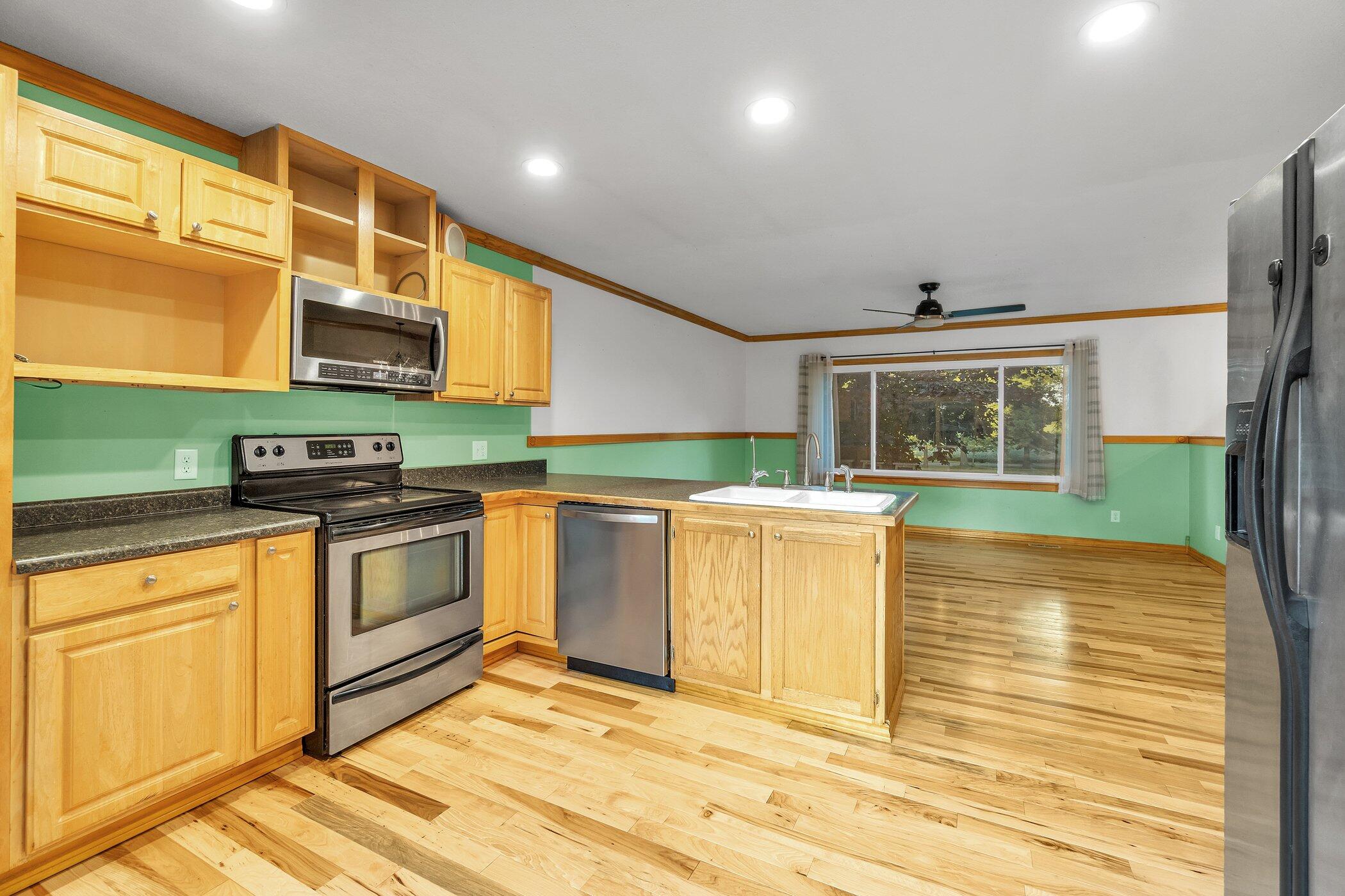 12700 Gates Road Cement City, MI 49233 - Photo 8 of 44 12700-Gates-Rd-WindowStill-Real-Estate-P